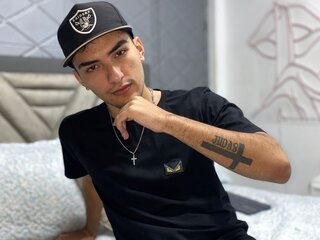 AleekRuiz hd webcam