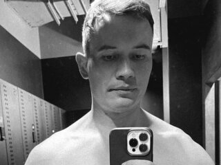 AlexEdmundo nude live