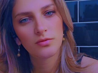 AnneLoppez cam ass