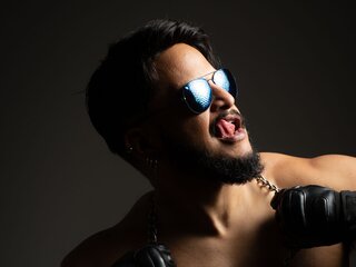 BobbyKbrera show ass