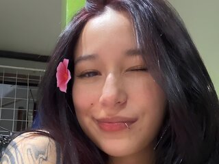 CamiLewit video livejasmin