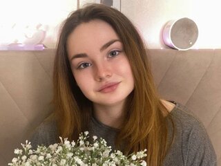 DinaMorris cam show
