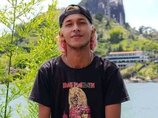 DylanWalrker pussy livejasmin