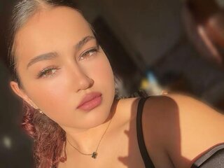 EllysaShaw hd real
