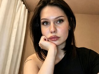 EvaRini camshow shows
