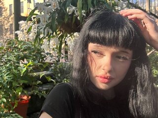 FloraRay pussy shows