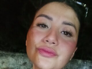 FlowersAmbar live livejasmin.com