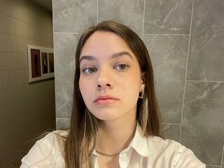 GeraldineFreeman online video