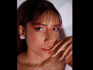 IngridDali show lj