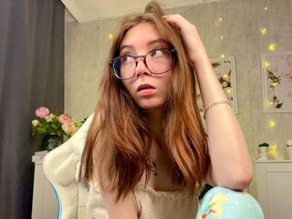LolaTry nude cam
