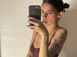 MaddyPere shows show