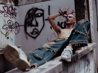 MartinEvan online anal