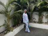 SweetAbena shows cam